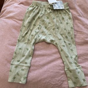 Kate quinn pants 2T